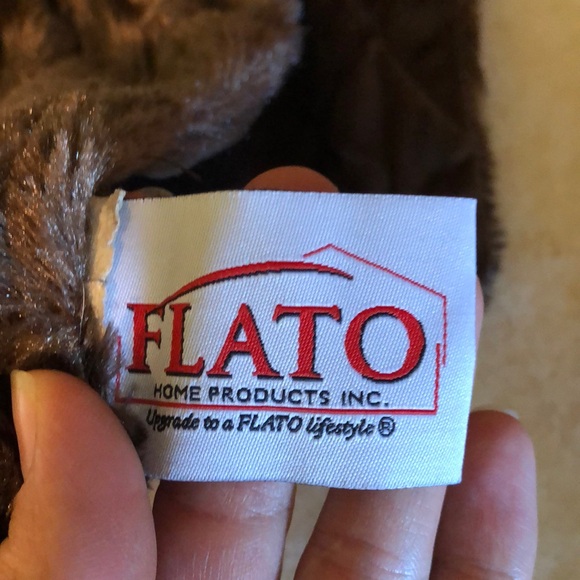 Luxurious Faux Fur Blanket - Picture 2 of 3